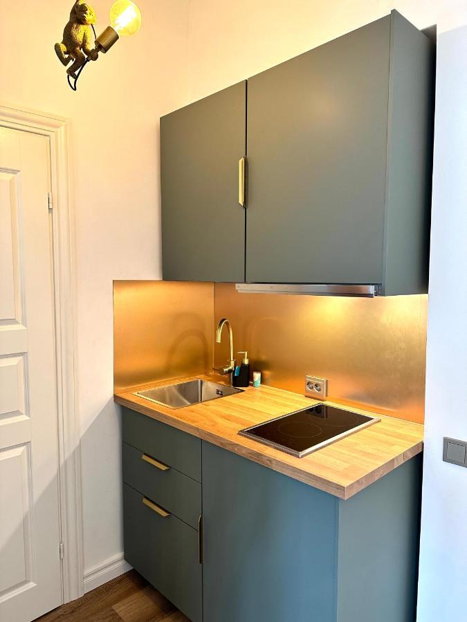 Gertrude'S Heart Apartment Riga Bagian luar foto